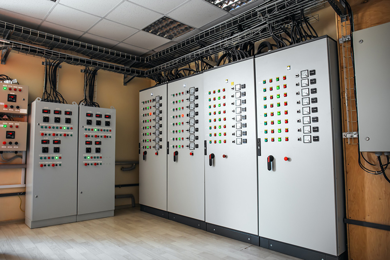 Schalt­anlagen­bau bei Hema Elektrotechnik GmbH in Rosenheim